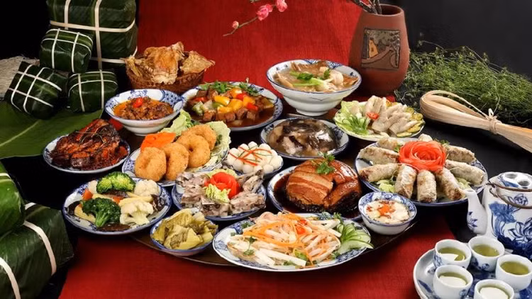 Bác sĩ mách mẹo ăn tết tránh rối loạn tiêu hóa