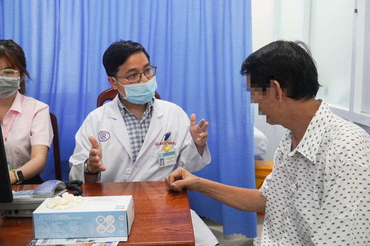 Tái khám sau 1 tháng và 3 tháng, tình trạng của bệnh nhân đã ổn định hoàn toàn.