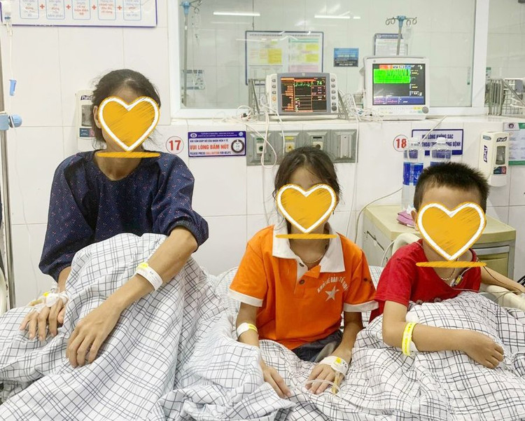 Tình trạng sức khỏe 3 mẹ con đã ổn định sau 01 ngày điều trị và được ra viện