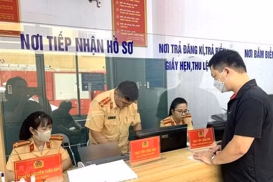 Thủ tục sang tên xe máy không cần chủ cũ ảnh 1