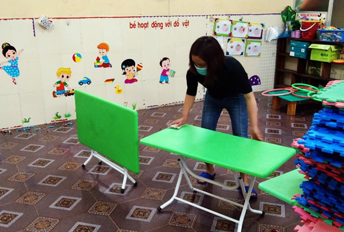 Khử khuẩn tại trường học có học sinh mắc thủy đậu