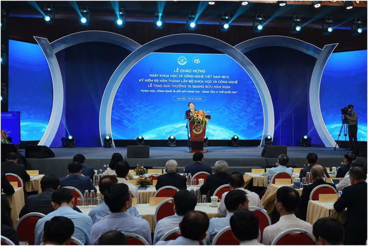 Quang cảnh lễ chào mừng