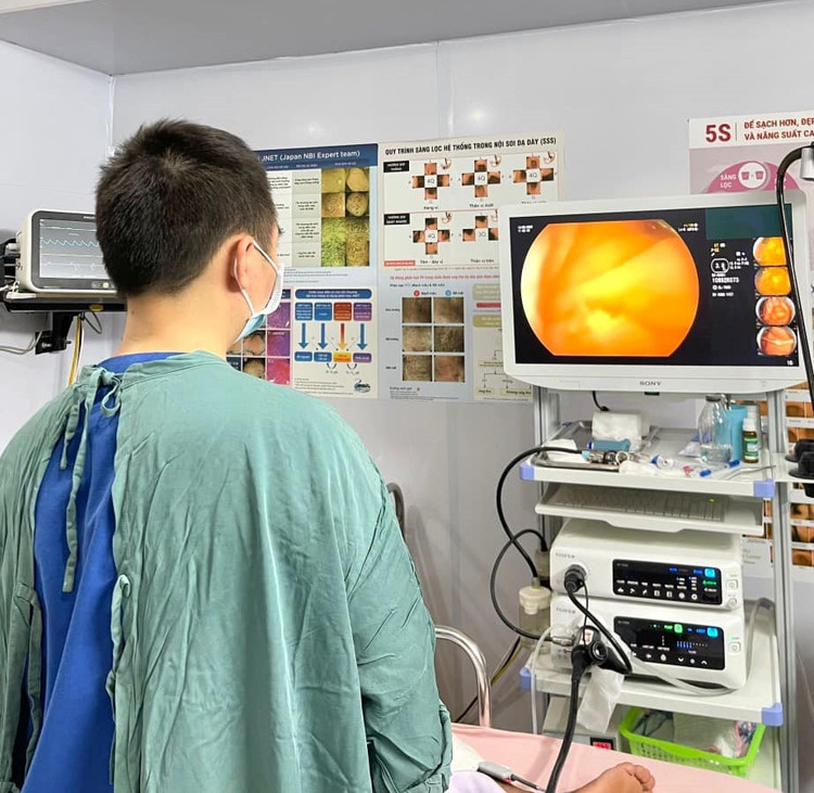 Nội soi tầm soát ung thư dạ dày