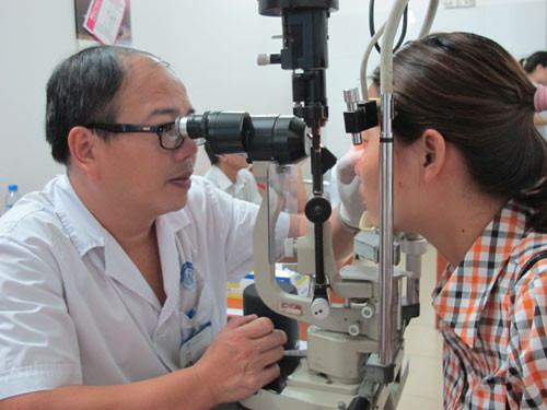 Nhiều bệnh lý tắc mạch ở mắt khi mang thai ảnh 1