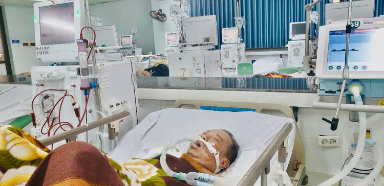 Lọc máu cấp cứu kịp thời cứu bệnh nhân suy thận giai đoạn cuối - Ảnh BVCC