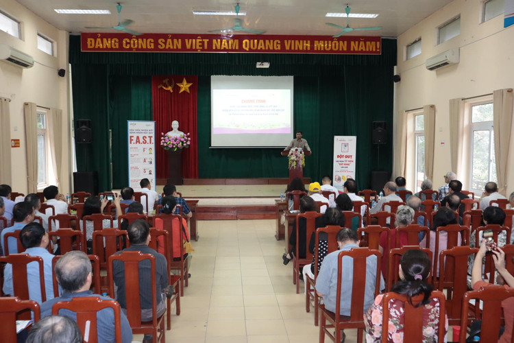 Quang cảnh buổi hội nghị