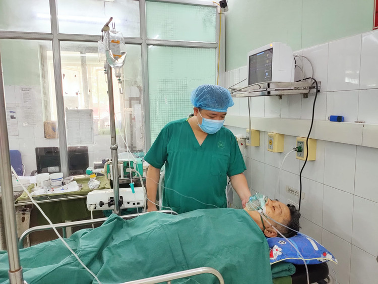 Chăm sóc bệnh nhân sau phẫu thuật cấp cứu