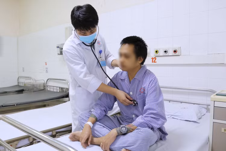 Bệnh nhân trẻ người Myanmar bị nhồi máu cơ tim hồi phục tốt sau can thiệp.