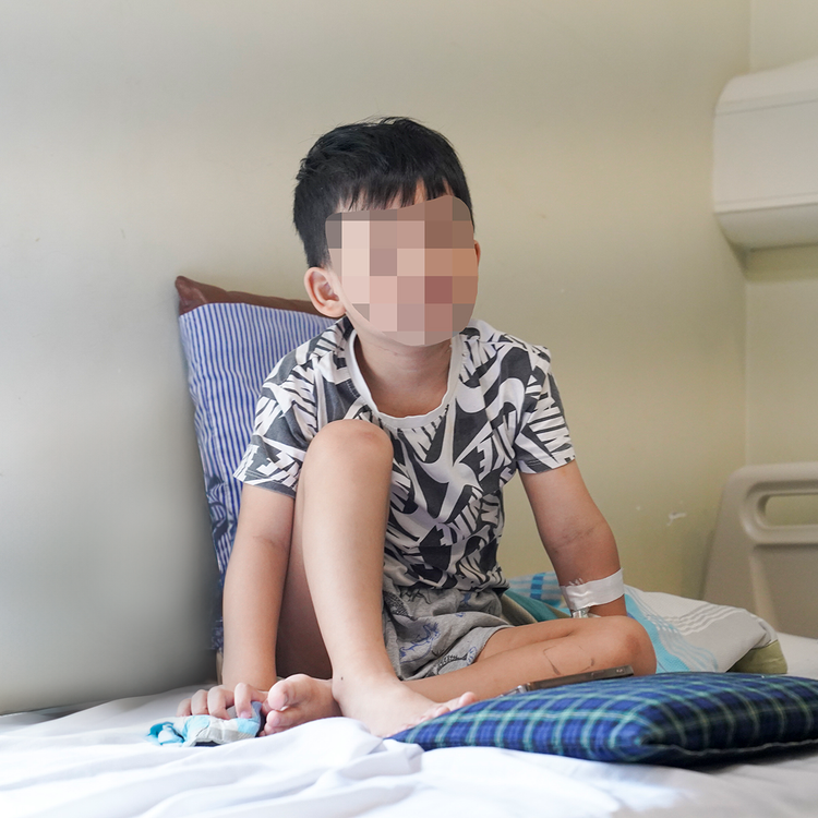 Sau khi được hồi sức tích cực, hiện bé C.T đã tỉnh táo và tự thở