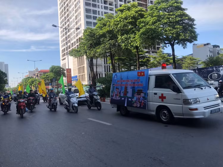 Tuyên truyền cổ động công tác dân số - Ảnh Trung Tâm cung cấp