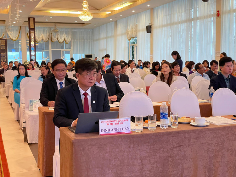 Hội nghị tổng kết công tác “Chăm sóc sức khỏe bà mẹ trẻ em/Sức khỏe sinh sản