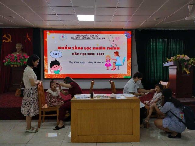Khám khiếm thính cho trẻ mầm non nâng cao chất lượng dân số Thủ đô.