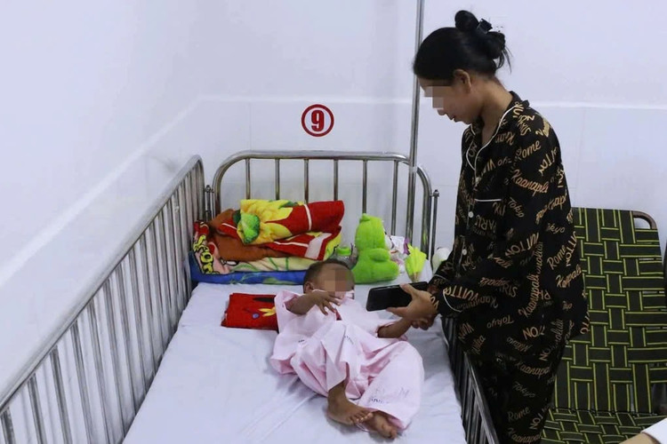 Bé người Campuchia được phẫu thuật cứu sống và chuẩn bị ra viện - Ảnh BVCC