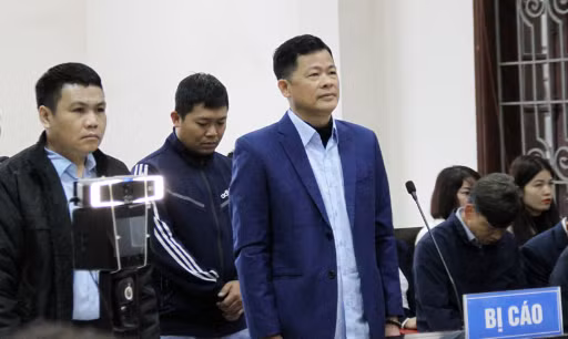 Cựu Bí thư Thành ủy Thái Nguyên Phan Mạnh Cường tại tòa án