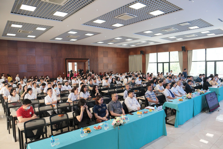 Quang cảnh buổi lễ