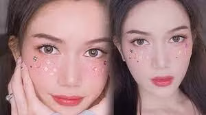 Mắt lấp lánh với đá quý