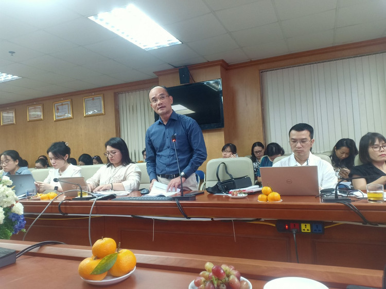 Thạc sĩ Bùi Hoàng Đức, Phó Trưởng Phòng Giám sát và Xét nghiệm, Cục Phòng, chống HIV/AIDS chia sẻ về kết quả phòng, chống HIV/AIDS tại Việt Nam.