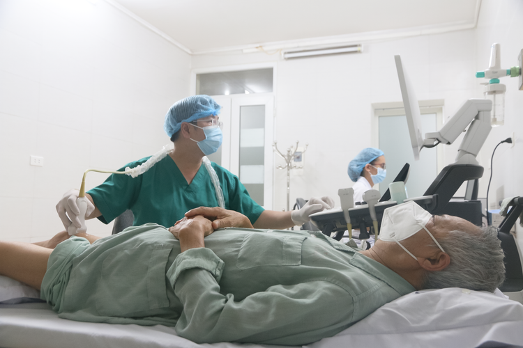 Bệnh viện E: Phát huy và khẳng định thương hiệu điều trị cơ xương khớp uy tín