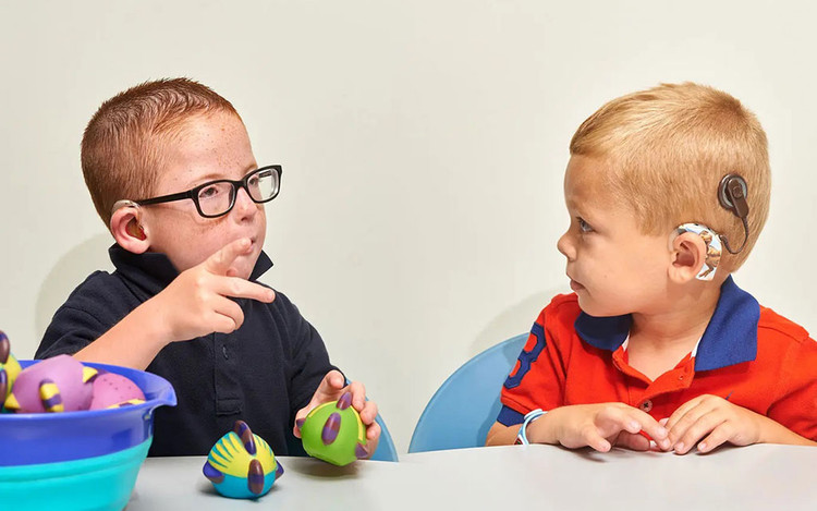 Cách phát hiện khiếm thính sớm giúp trẻ tránh câm