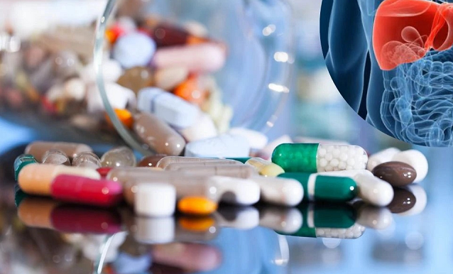Người dân không nên tự ý mua và sử dụng thuốc khi chưa có chỉ định của bác sĩ - Ảnh minh hoạ