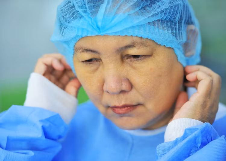 Đồng nghiệp trìu mến gọi chị là "chị hai"