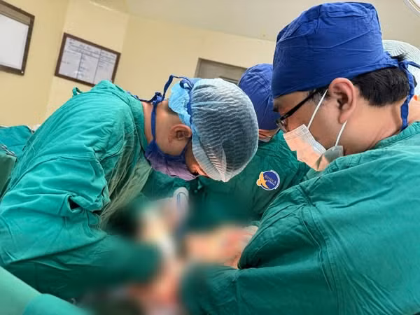 Ca phẫu thuật hạ tinh hoàn ẩn cho bệnh nhân - Ảnh BVCC