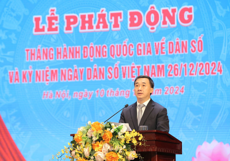 Thứ trưởng Bộ Y tế Trần Văn Thuấn phát biểu