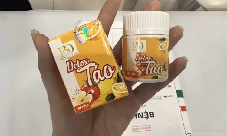 Mất thị lực, tổn thương não vì uống Detox Táo giảm cân có chất cấm Sibutramine - Ảnh BVCC