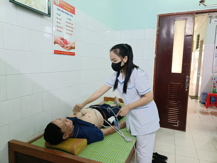 Gia tăng bệnh nhân mắc bệnh phổi tắc nghẽn mãn tính (COPD) lúc giao mùa ảnh 2