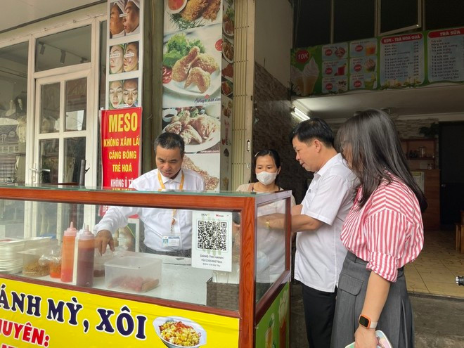 Kiểm tra an toàn thực phẩm tại Hà Nội