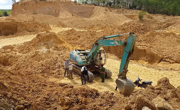 Sai phạm trong lĩnh vực khoáng sản và môi trường, Công ty Phước Phúc Nhân bị xử phạt - Ảnh minh hoạ