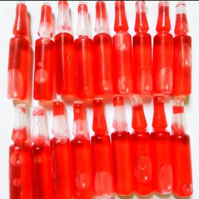 Loại thuốc diệt chuột mà bệnh nhi mua trên trang thương mại điện tử