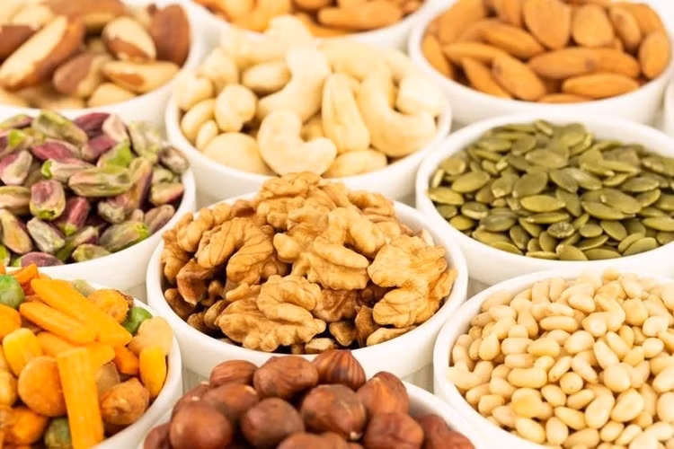 "Bon mồm” ăn 5 loại hạt này, Tết xong lại tăng cân vùn vụt - Ảnh minh hoạ