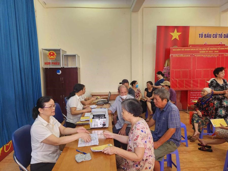 Người 75 tuổi được hưởng trợ cấp hưu trí? ảnh 1