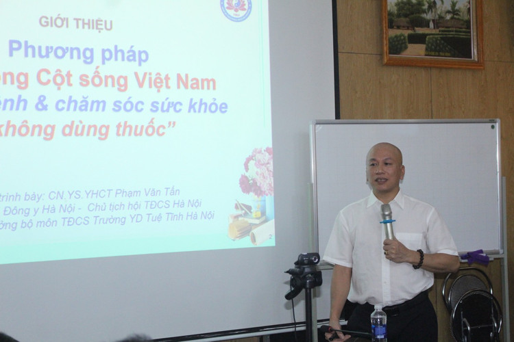 Lương y Phạm Văn Tấn trực tiếp Lương y Phạm Văn Tấn trực tiếp