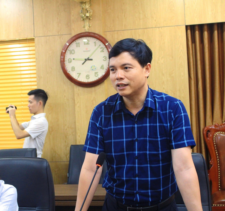 BS.CKII Hồ Văn Thăng, Giám đốc Bệnh viện phát biểu tại lễ khai giảng khóa đào tạo BS.CKII Hồ Văn Thăng, Giám đốc Bệnh viện phát biểu tại lễ khai giảng khóa đào tạo