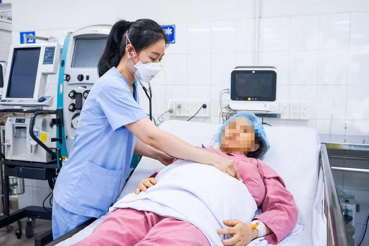 Cứu sống sản phụ mắc hội chứng HELLP hiếm gặp Cứu sống sản phụ mắc hội chứng HELLP hiếm gặp