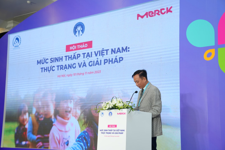 ThS.BS. Mai Trung Sơn phát biểu