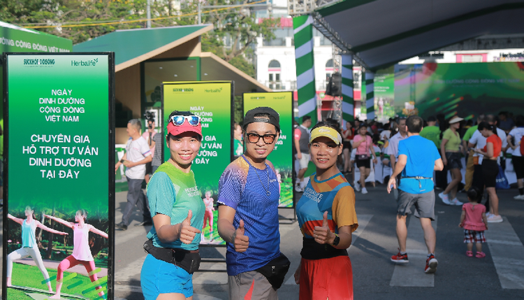 Sự kiện thu hút đông đảo người dân, du khách tham gia