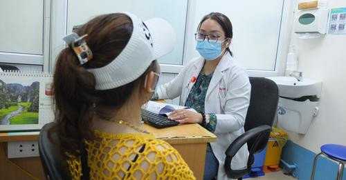 Chị L.T.T tái khám tại Phòng khám Nội thận - Lọc máu Bệnh viện Bình Dân