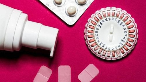 Liệu pháp hormon thay thế - Ảnh Minh họa