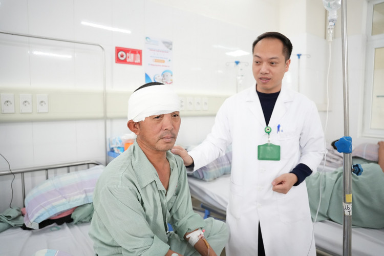 Bệnh nhân hồi phục sức khỏe tốt sau phẫu thuật - Ảnh BVCC