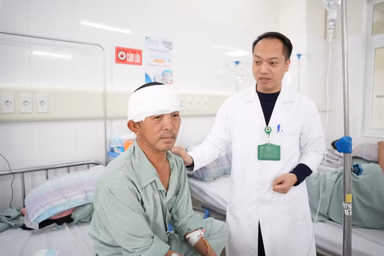 Bệnh nhân hồi phục sức khỏe tốt sau phẫu thuật - Ảnh BVCC