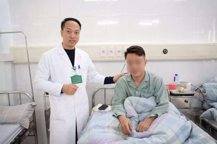 Kết quả phẫu thuật thành công đảm bảo cắt bỏ u và phục hồi hình dáng tai như bình thường cho người bệnh trẻ tuổi.