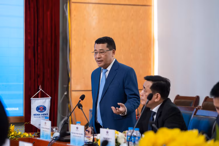 GS.TS Lê Văn Quảng phát biểu tại lễ ký kết