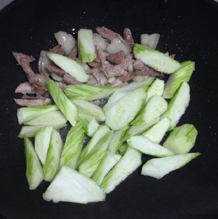 Không chỉ là thức ăn ngon, mướp còn là vị thuốc tốt trong y học dân gian thanh nhiệt, làm mát huyết, giải độc, chữa ho...