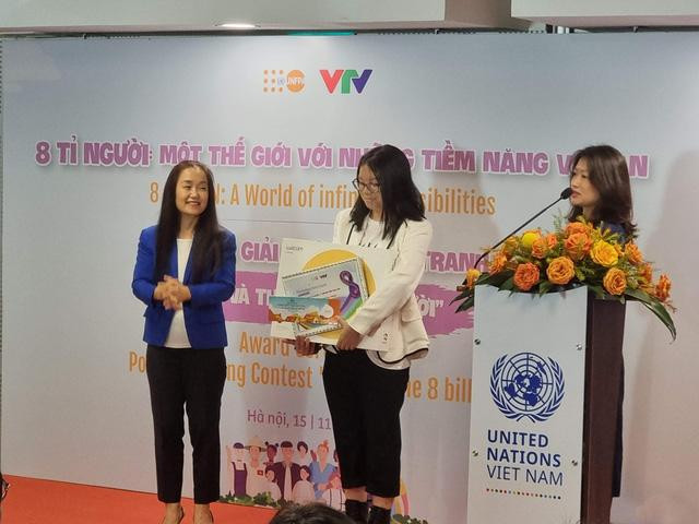 Trao giải đặc biệt cho thí sinh đoạt giải trong cuộc thi vẽ "tôi và thế giới 8 tỷ người Trao giải đặc biệt cho thí sinh đoạt giải trong cuộc thi vẽ "tôi và thế giới 8 tỷ người