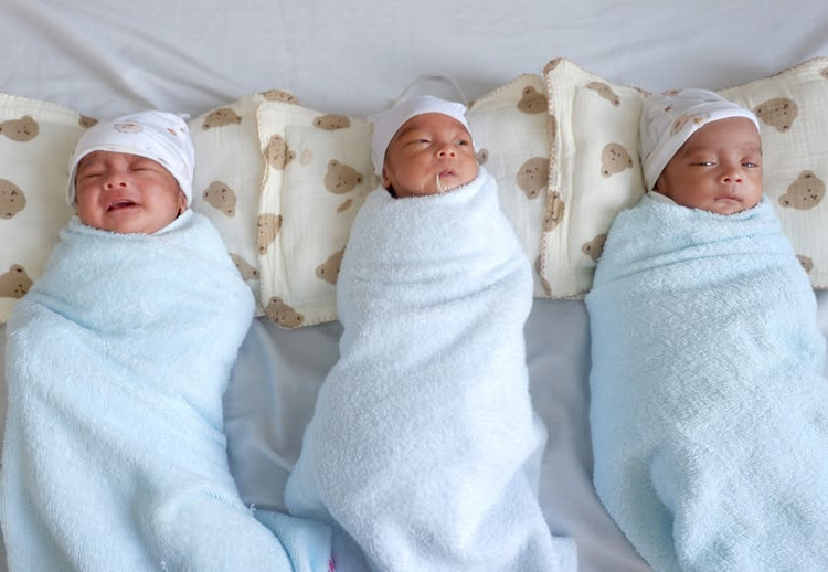 Nuôi dưỡng thành công tam thai non tháng 33 tuần 5 ngày.