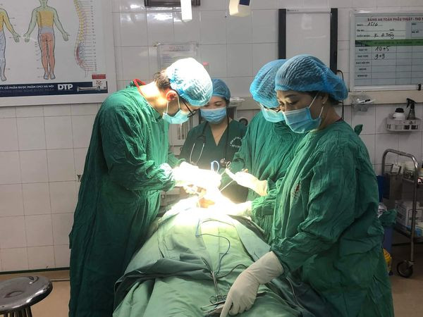 Kíp phẫu thuật cho bệnh nhân