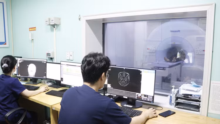 Chụp cộng hưởng từ - MRI - công cụ “vàng” tầm soát đột quỵ não